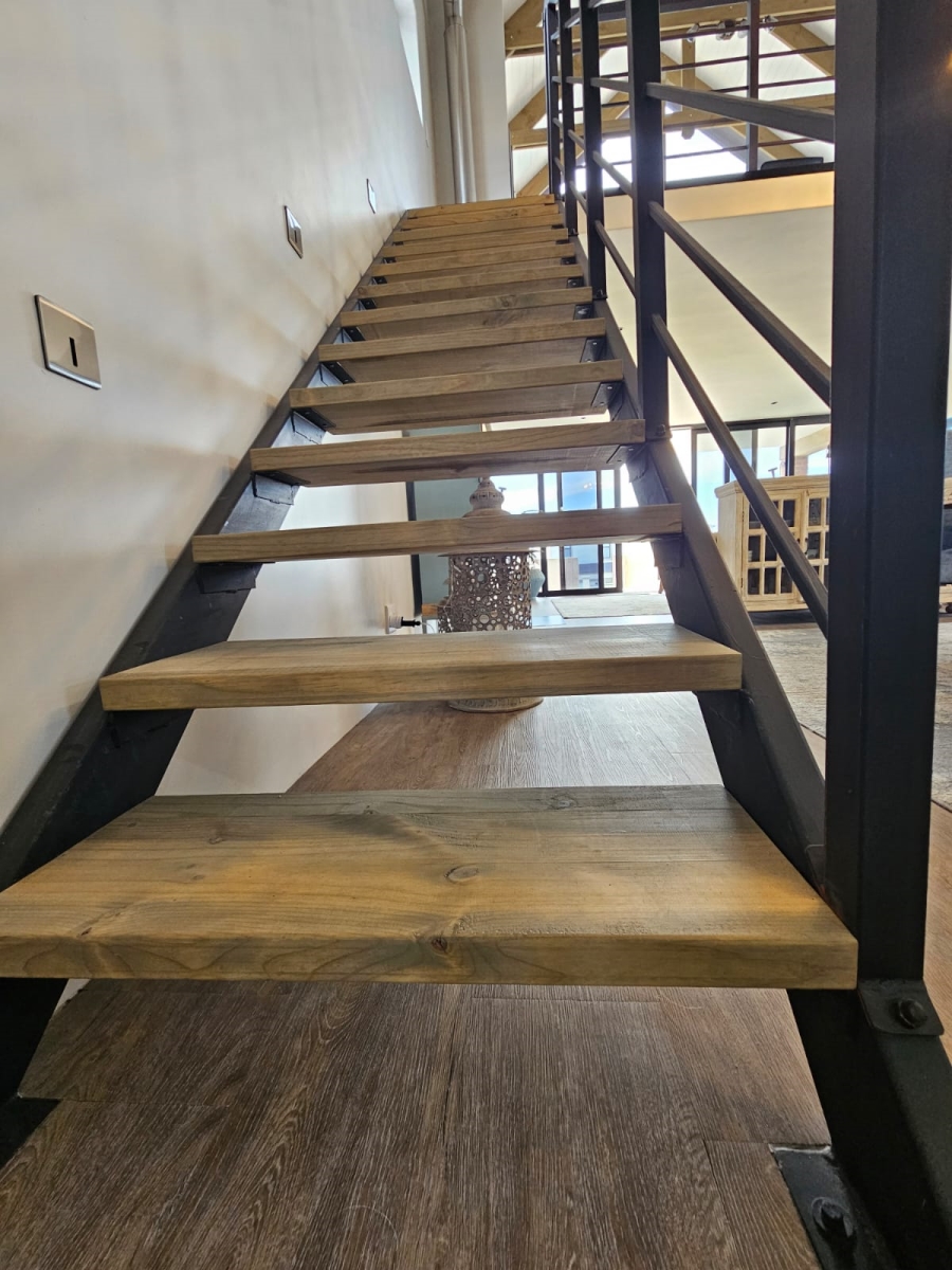 4 Bedroom Property for Sale in Stilbaai Wes Western Cape